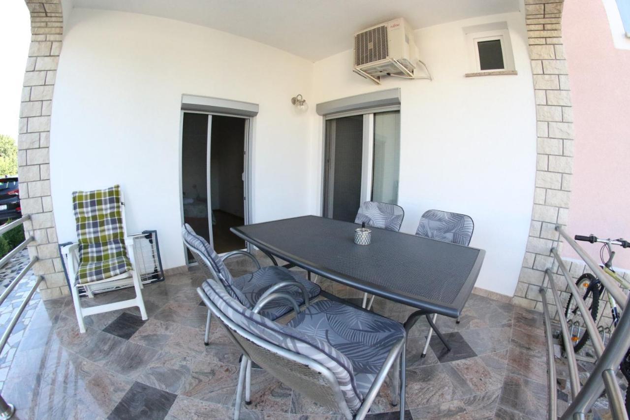 Villa Baldi Tar-Vabriga Bagian luar foto