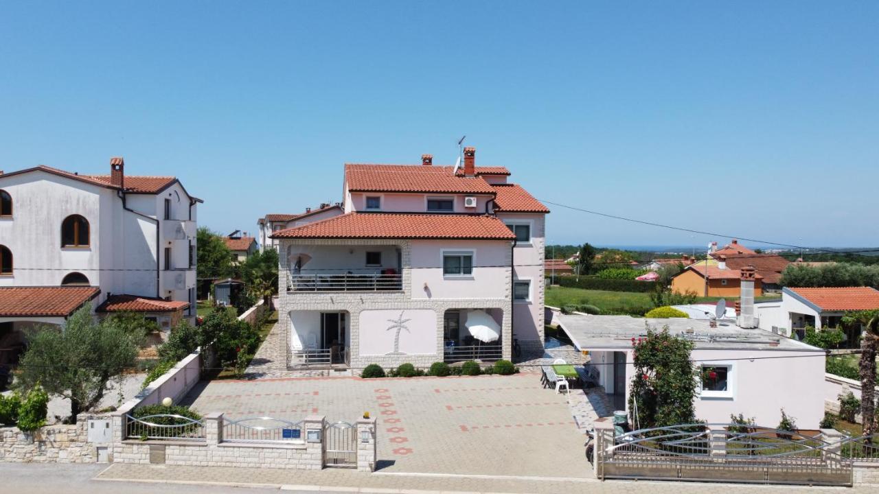 Villa Baldi Tar-Vabriga Bagian luar foto