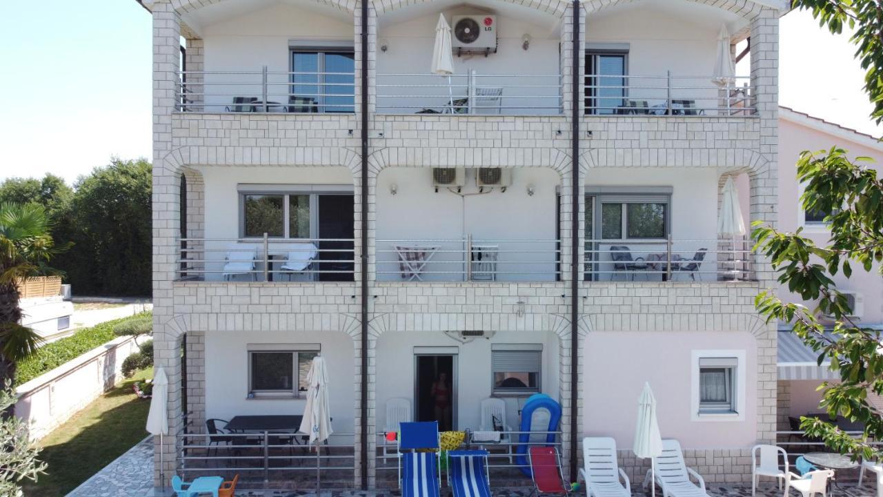 Villa Baldi Tar-Vabriga Bagian luar foto