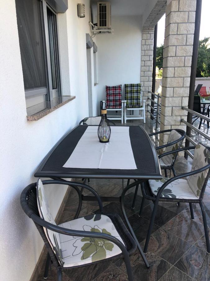 Villa Baldi Tar-Vabriga Bagian luar foto