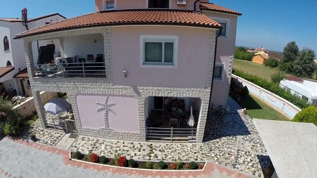 Villa Baldi Tar-Vabriga Bagian luar foto