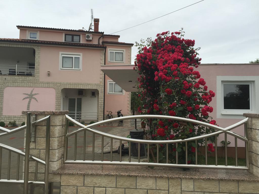Villa Baldi Tar-Vabriga Bagian luar foto