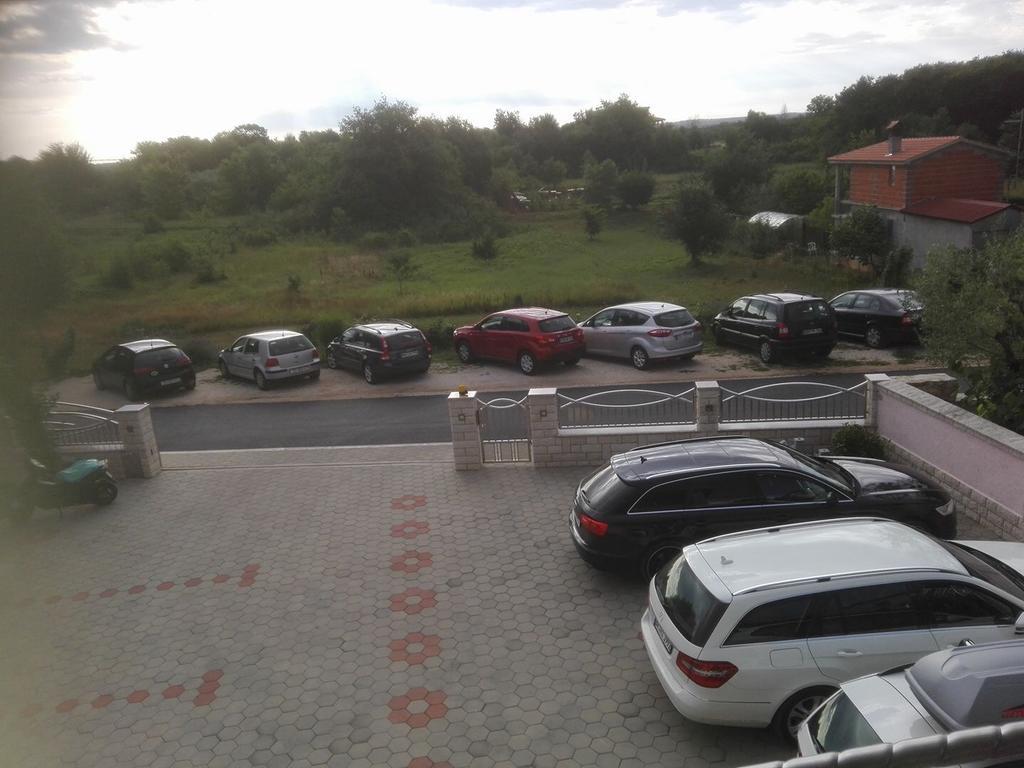 Villa Baldi Tar-Vabriga Bagian luar foto