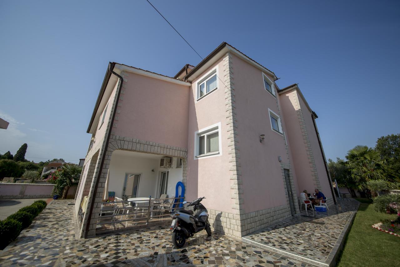 Villa Baldi Tar-Vabriga Bagian luar foto