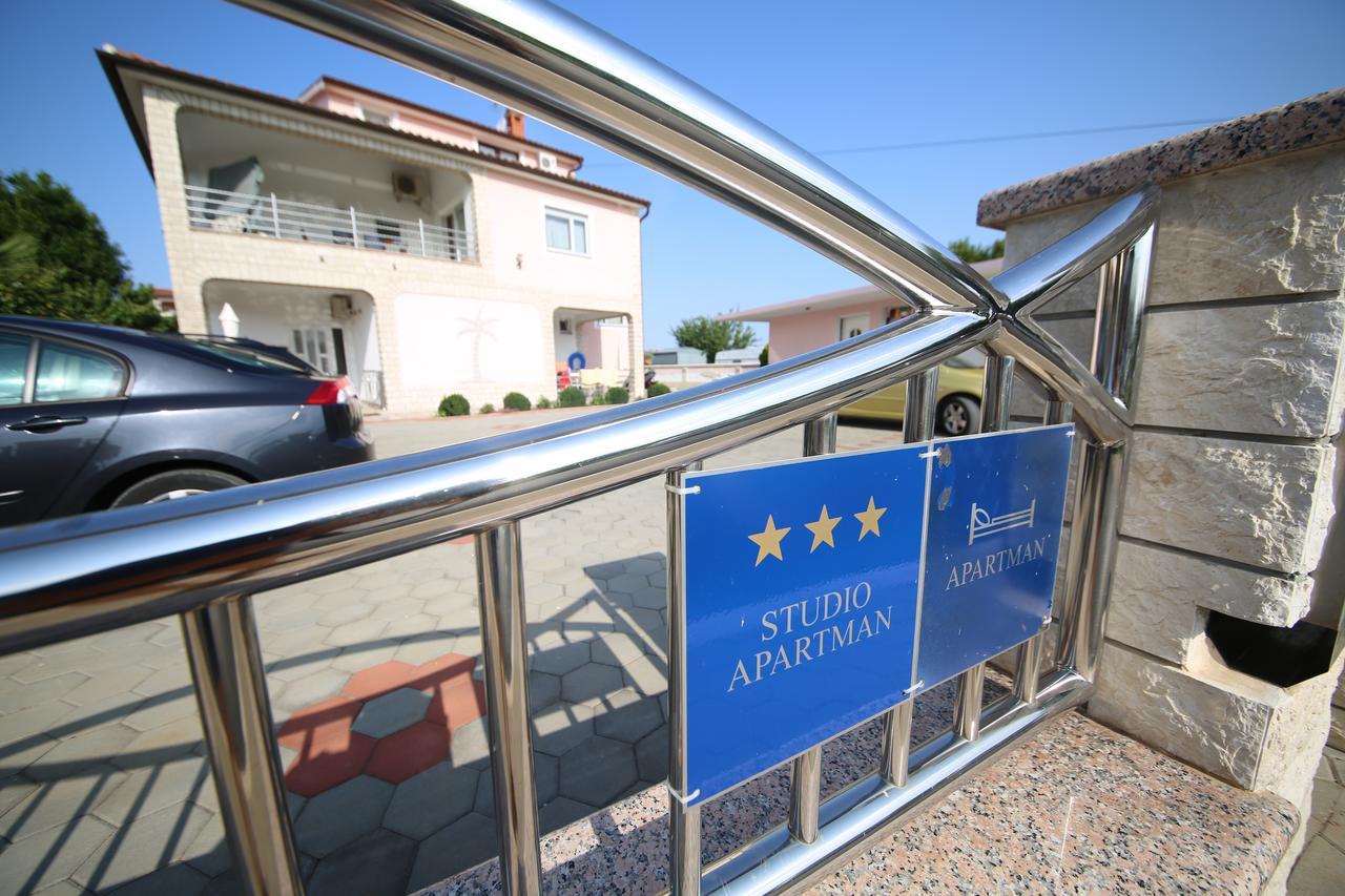 Villa Baldi Tar-Vabriga Bagian luar foto